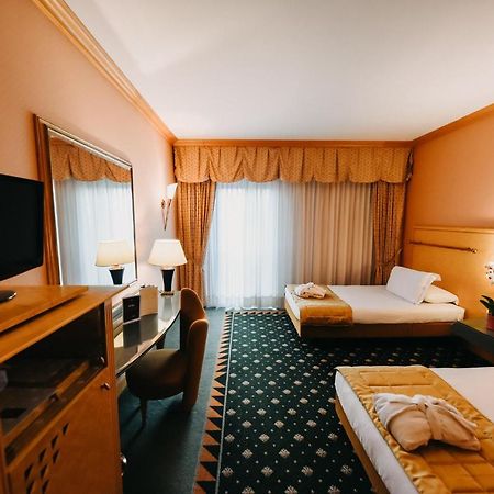 Shg Hotel Antonella Pomezia Ngoại thất bức ảnh