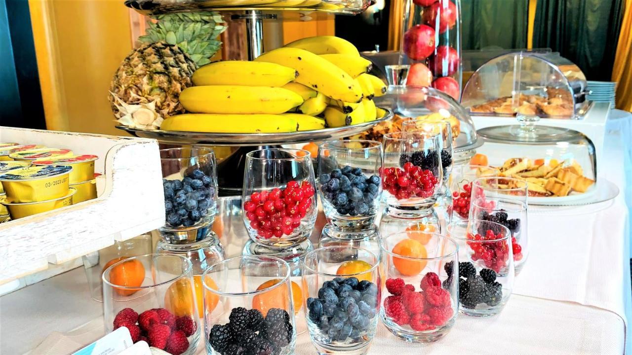 Shg Hotel Antonella Pomezia Ngoại thất bức ảnh