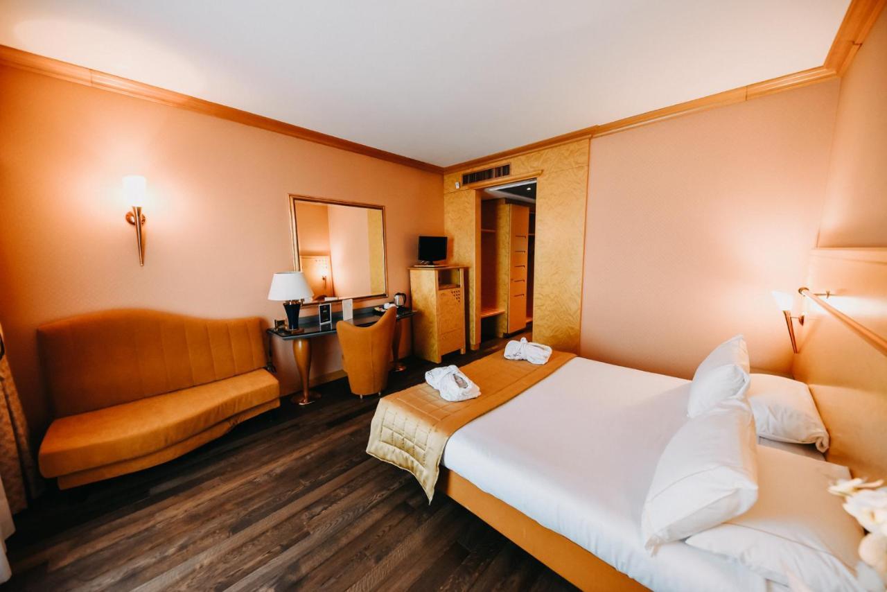 Shg Hotel Antonella Pomezia Ngoại thất bức ảnh