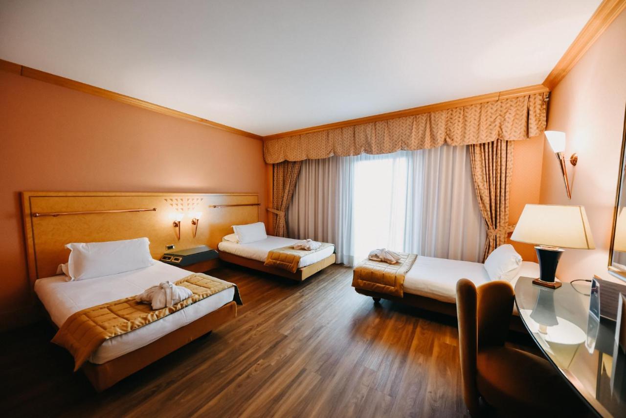 Shg Hotel Antonella Pomezia Ngoại thất bức ảnh