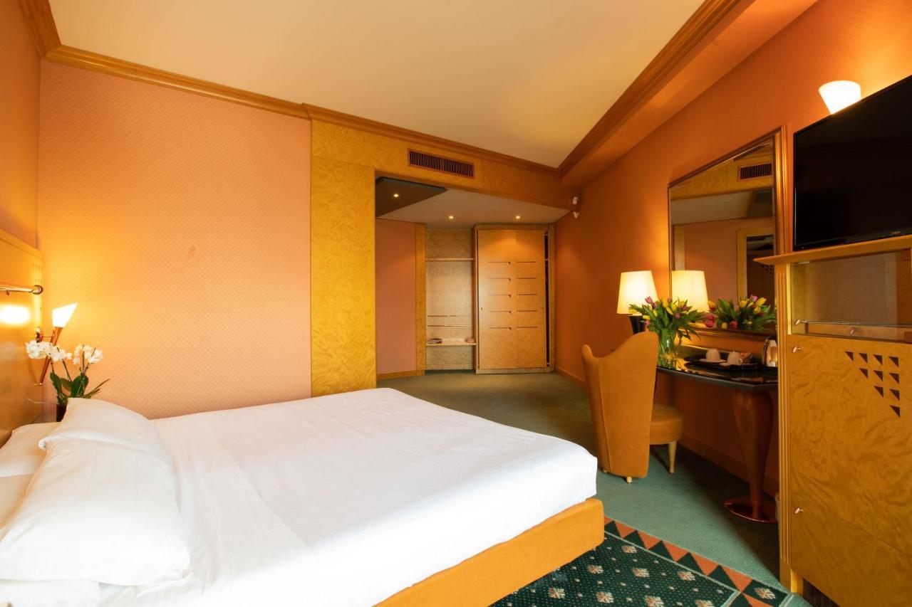 Shg Hotel Antonella Pomezia Ngoại thất bức ảnh