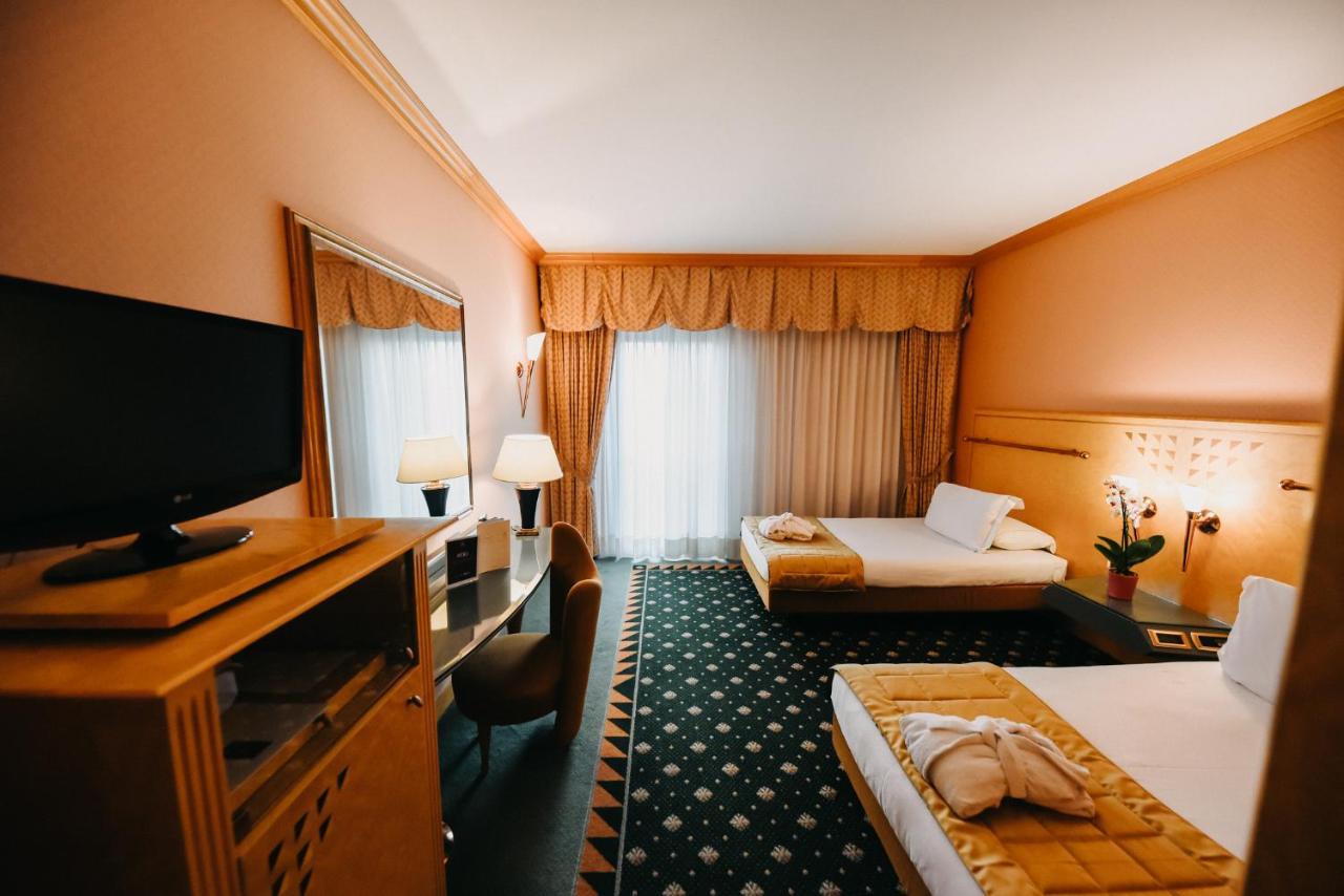 Shg Hotel Antonella Pomezia Ngoại thất bức ảnh