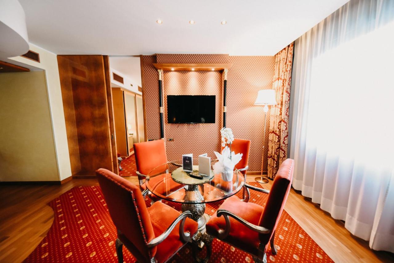 Shg Hotel Antonella Pomezia Ngoại thất bức ảnh